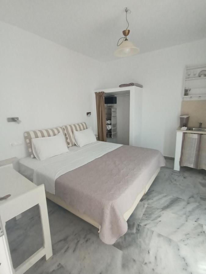 Theofanis Studios Agia Anna  Esterno foto